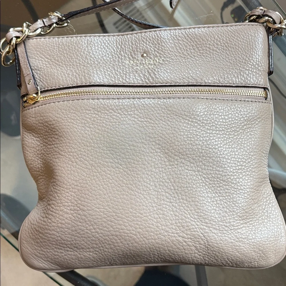 Kate Spade Cobble Hill Ellen Taupe Leather Crossbody with Dust Bag